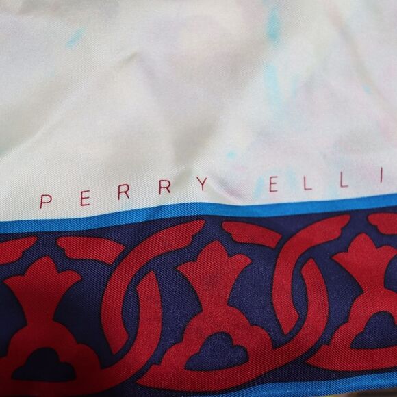 Perry Ellis Vintage Silk Leaf Print Scarf 40x38 Whimsical Rustic Sophisticated - Picture 8 of 10